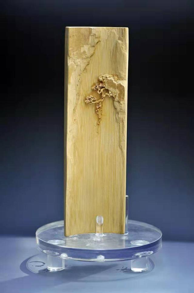 中国最顶尖级核雕艺术大师秋人竹雕写意系列作品请您欣赏。